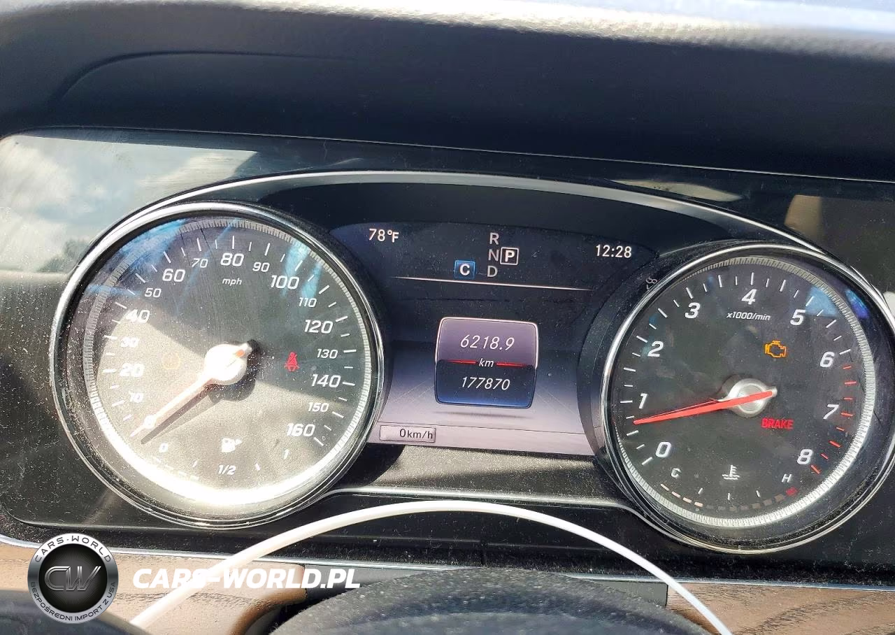 2018 Mercedes-Benz E 300 4Matic VIN:WDDZF4KB5JA449865 - 9