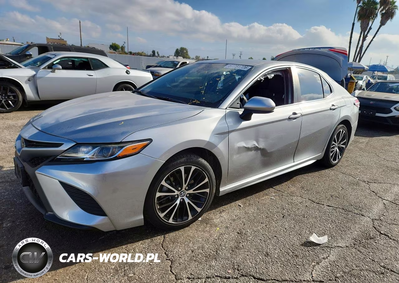 2020 Toyota Camry Se