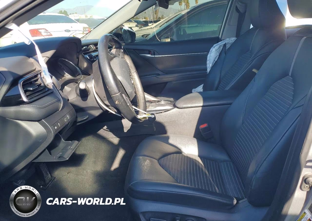 2020 Toyota Camry Se VIN:4T1G11AK8LU886384 - 7