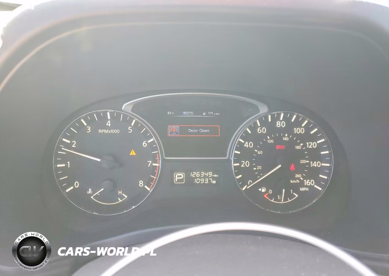 2015 Nissan Pathfinder S VIN:5N1AR2MM6FC600785 - 9