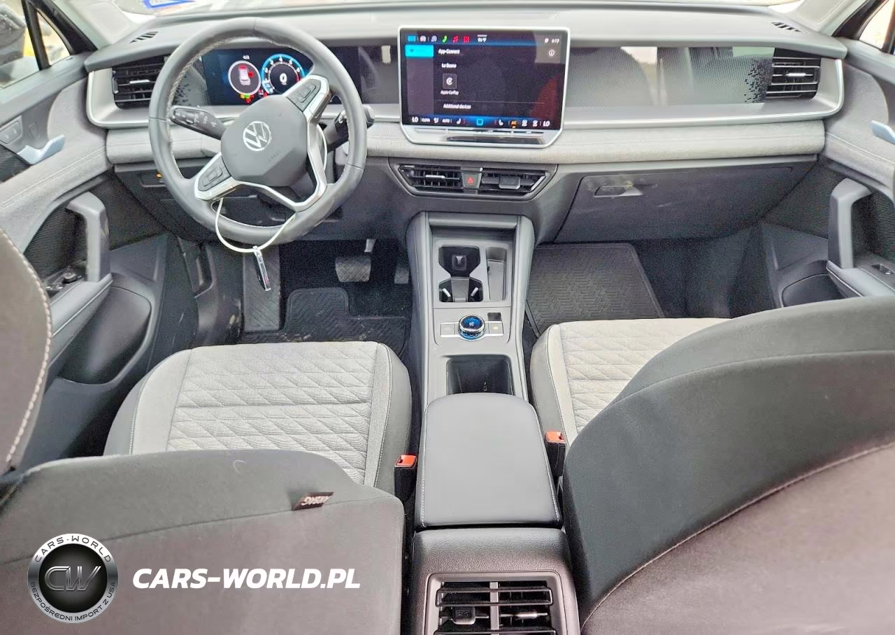 2026 Volkswagen Tiguan S VIN:3VVCR7RM4TM071559 - 8