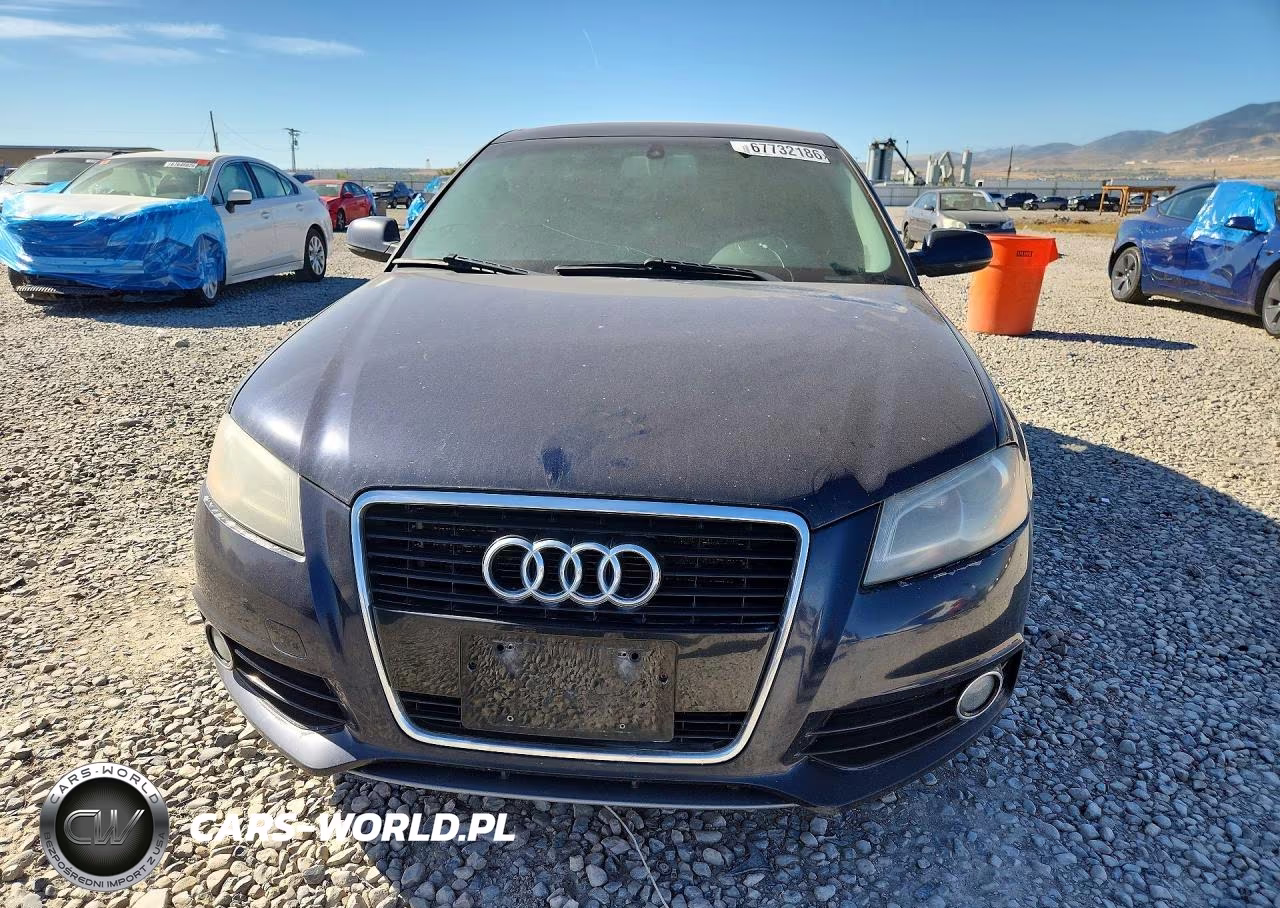 2012 Audi A3 Premium Plus VIN:WAUKJAFM4CA100166 - 5