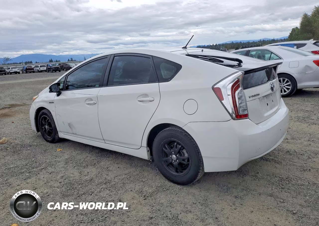 2013 Toyota Prius Two VIN:JTDKN3DU8D0339457 - 2
