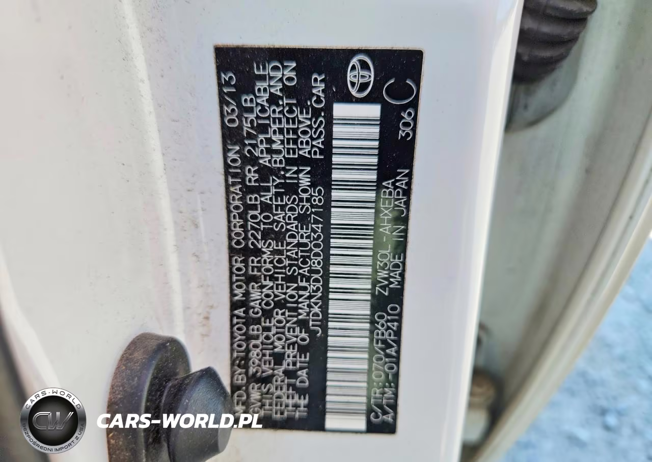 2013 Toyota Prius Two VIN:JTDKN3DU8D0347185 - 12