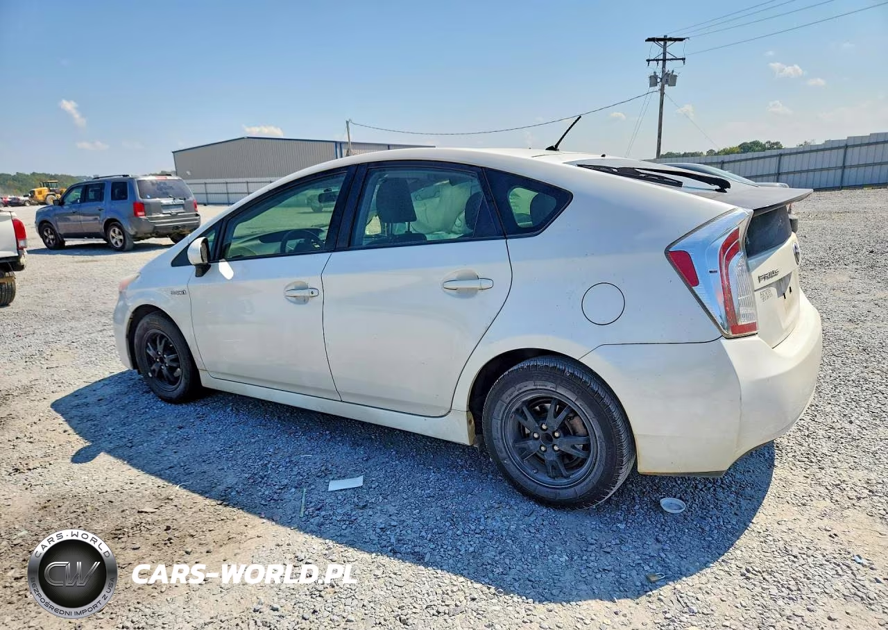2013 Toyota Prius Two VIN:JTDKN3DU8D0347185 - 2