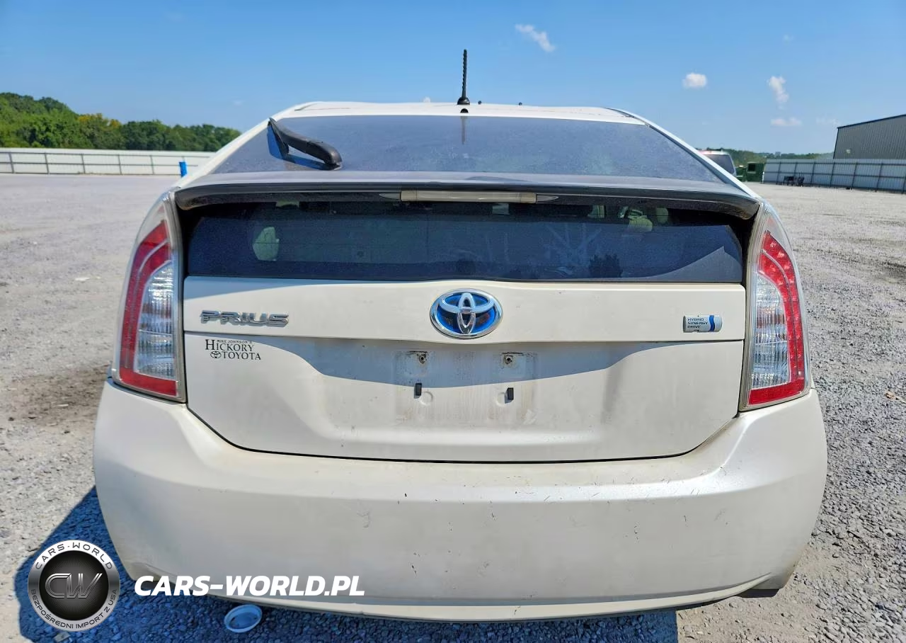 2013 Toyota Prius Two VIN:JTDKN3DU8D0347185 - 6