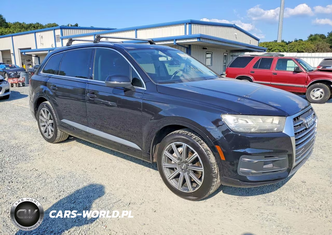 2017 Audi Q7 Premium Plus VIN:WA1LAAF72HD004652 - 4