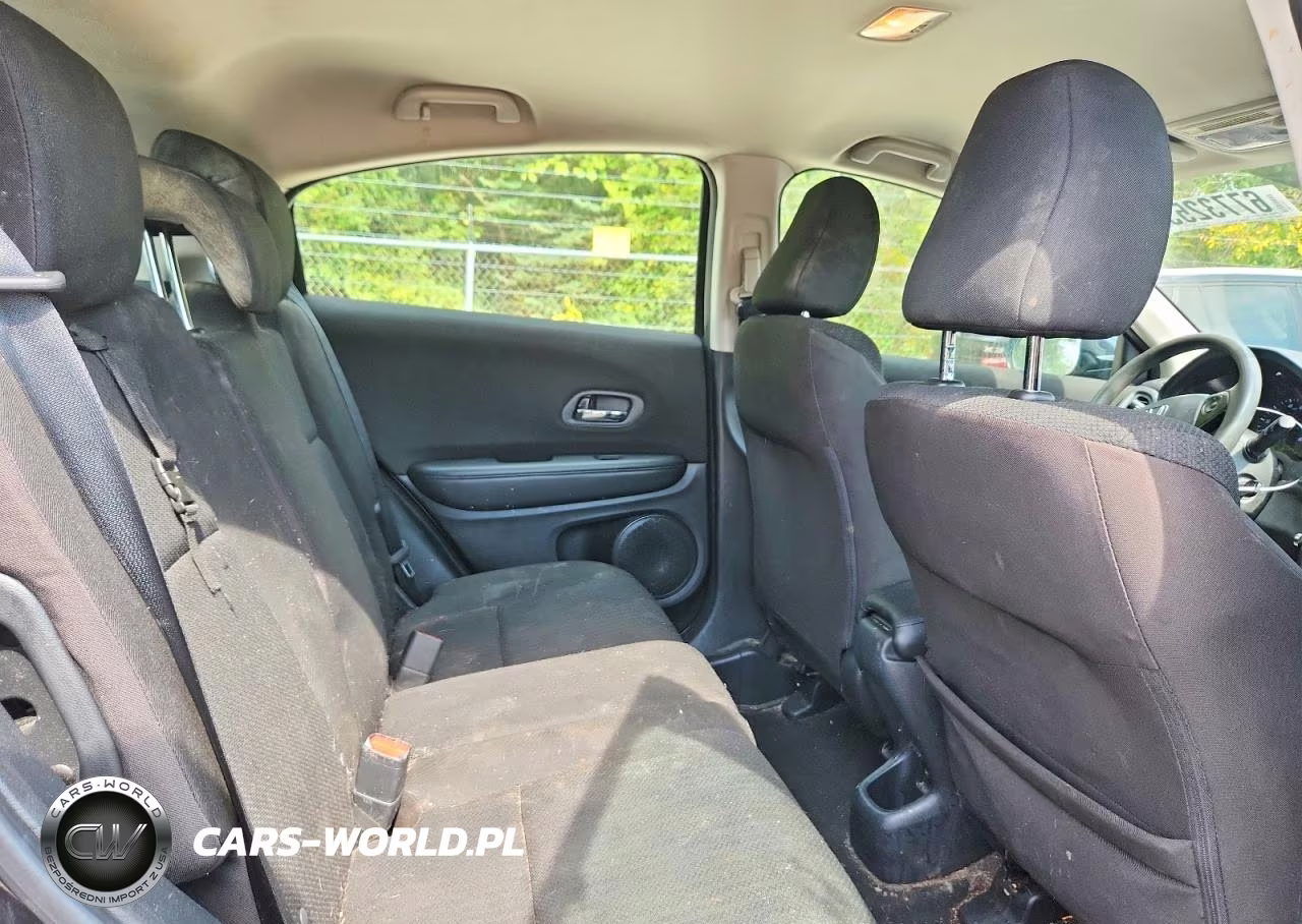 2018 Honda Hr-V Lx VIN:3CZRU6H38JG718240 - 11