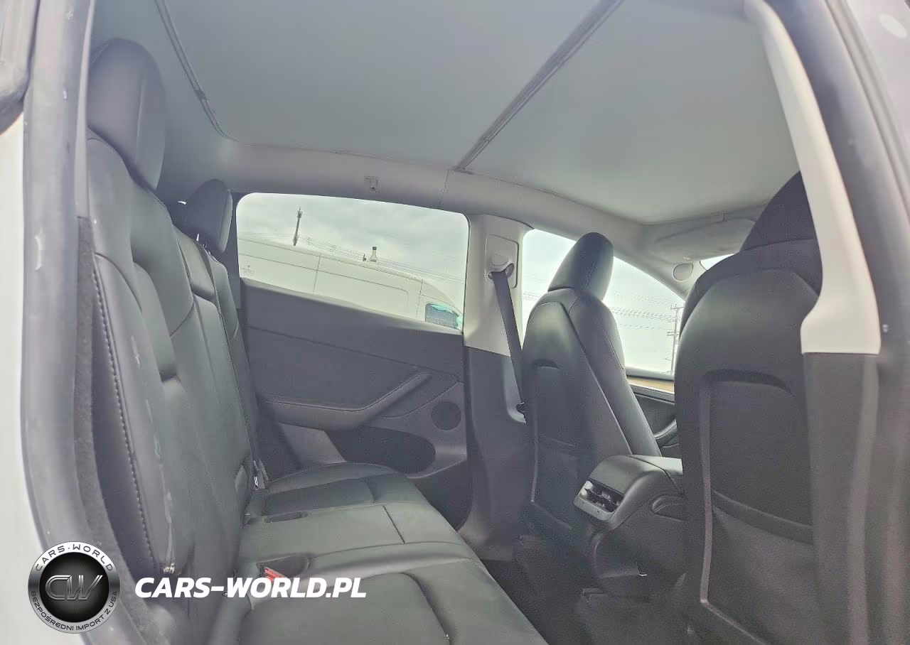 2022 Tesla Model Y Long Range Dual Motor All-Wheel Drive VIN:7SAYGDEE7NA010804 - 10