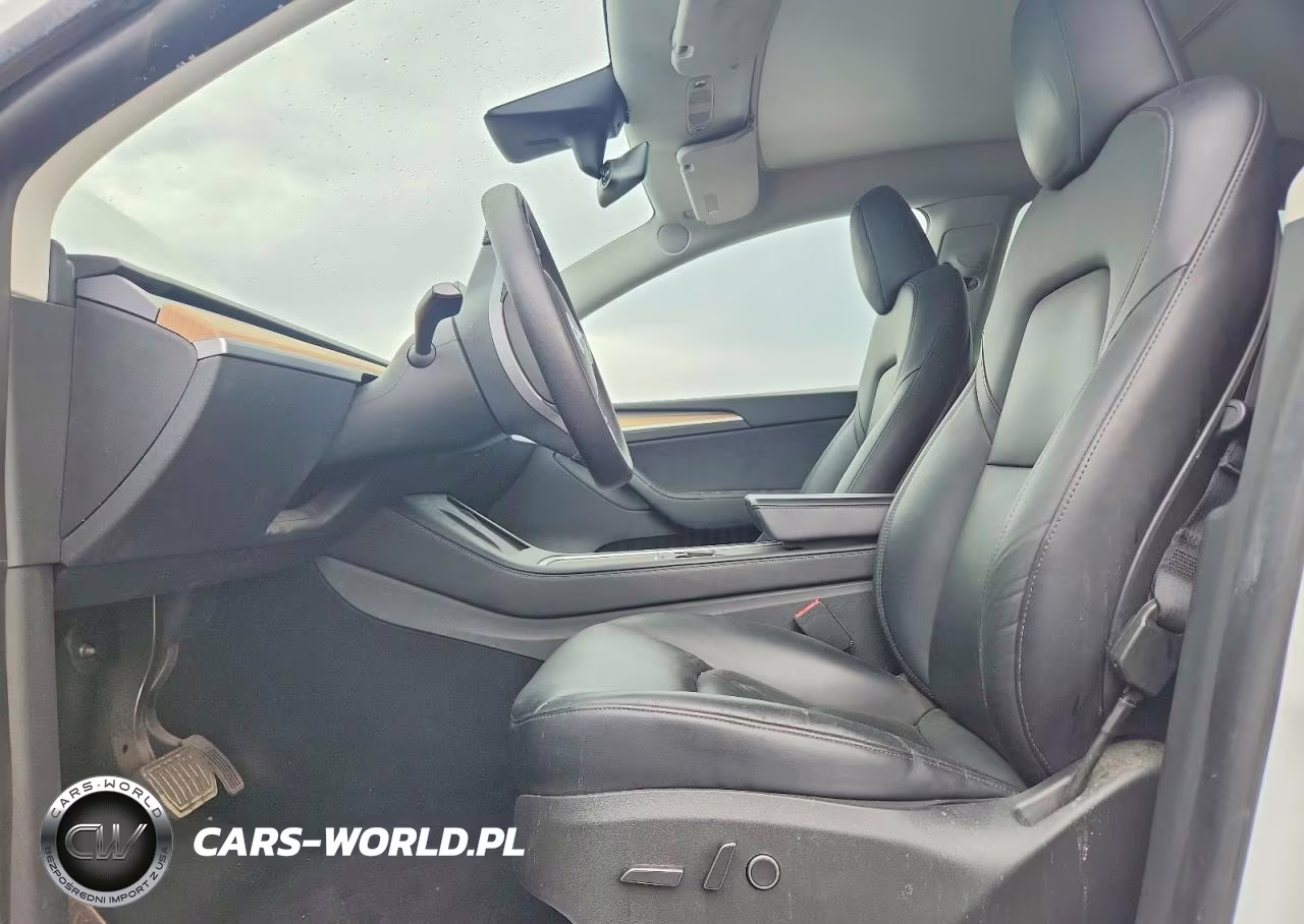 2022 Tesla Model Y Long Range Dual Motor All-Wheel Drive VIN:7SAYGDEE7NA010804 - 7