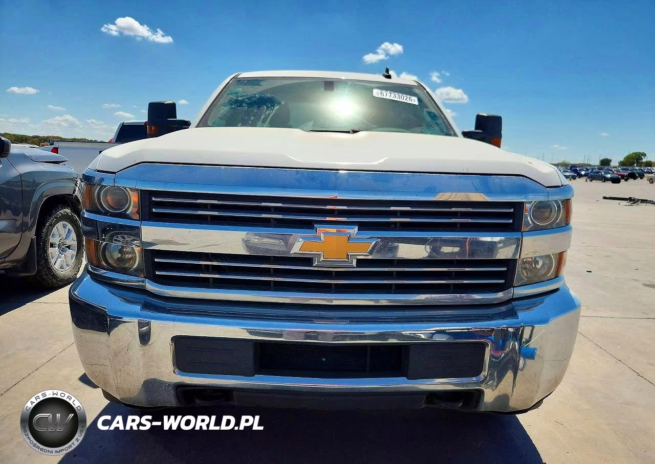 2018 Chevrolet Silverado C2500 Heavy Duty VIN:1GC2CUEG1JZ198727 - 5
