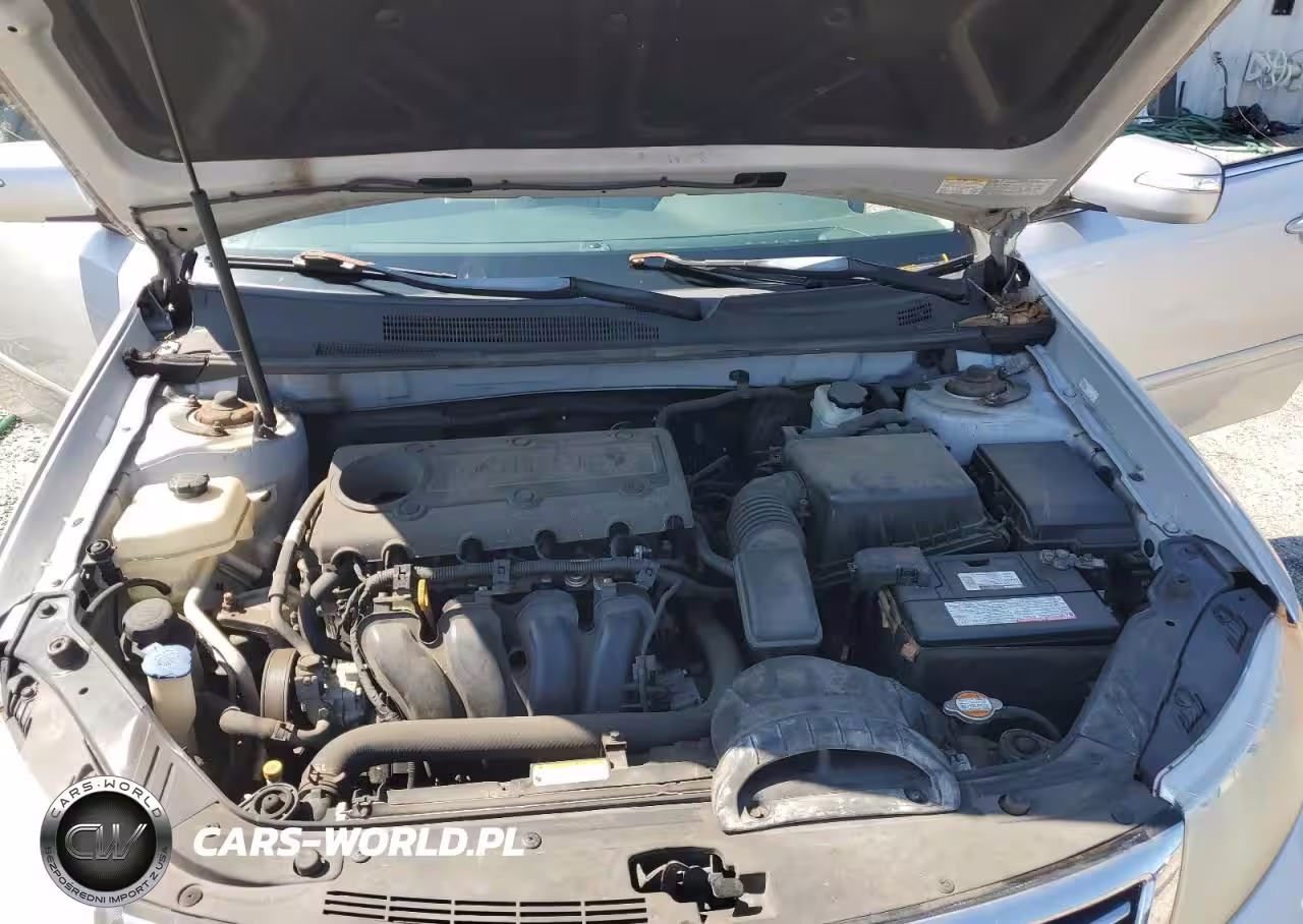 2009 Kia Optima Lx VIN:KNAGE228X95323855 - 11