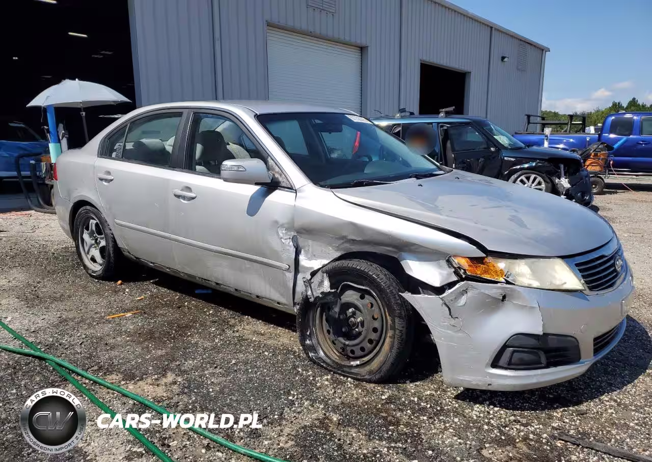 2009 Kia Optima Lx VIN:KNAGE228X95323855 - 4