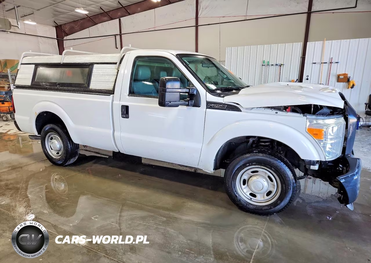 2016 Ford F250 Super Duty VIN:1FTBF2A68GEB51588 - 4