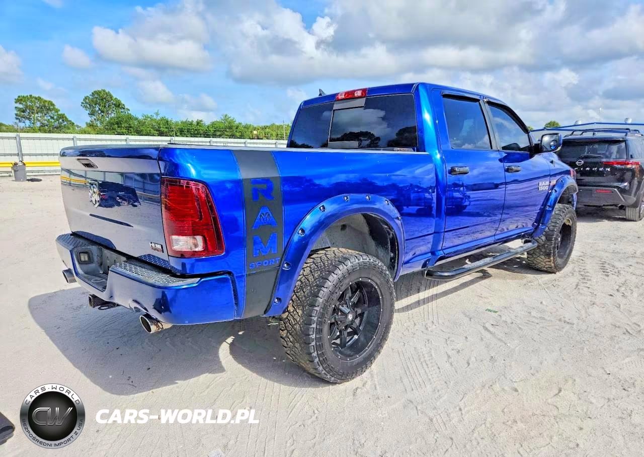 2016 Ram 1500 Sport VIN:1C6RR6UTXGS284392 - 3