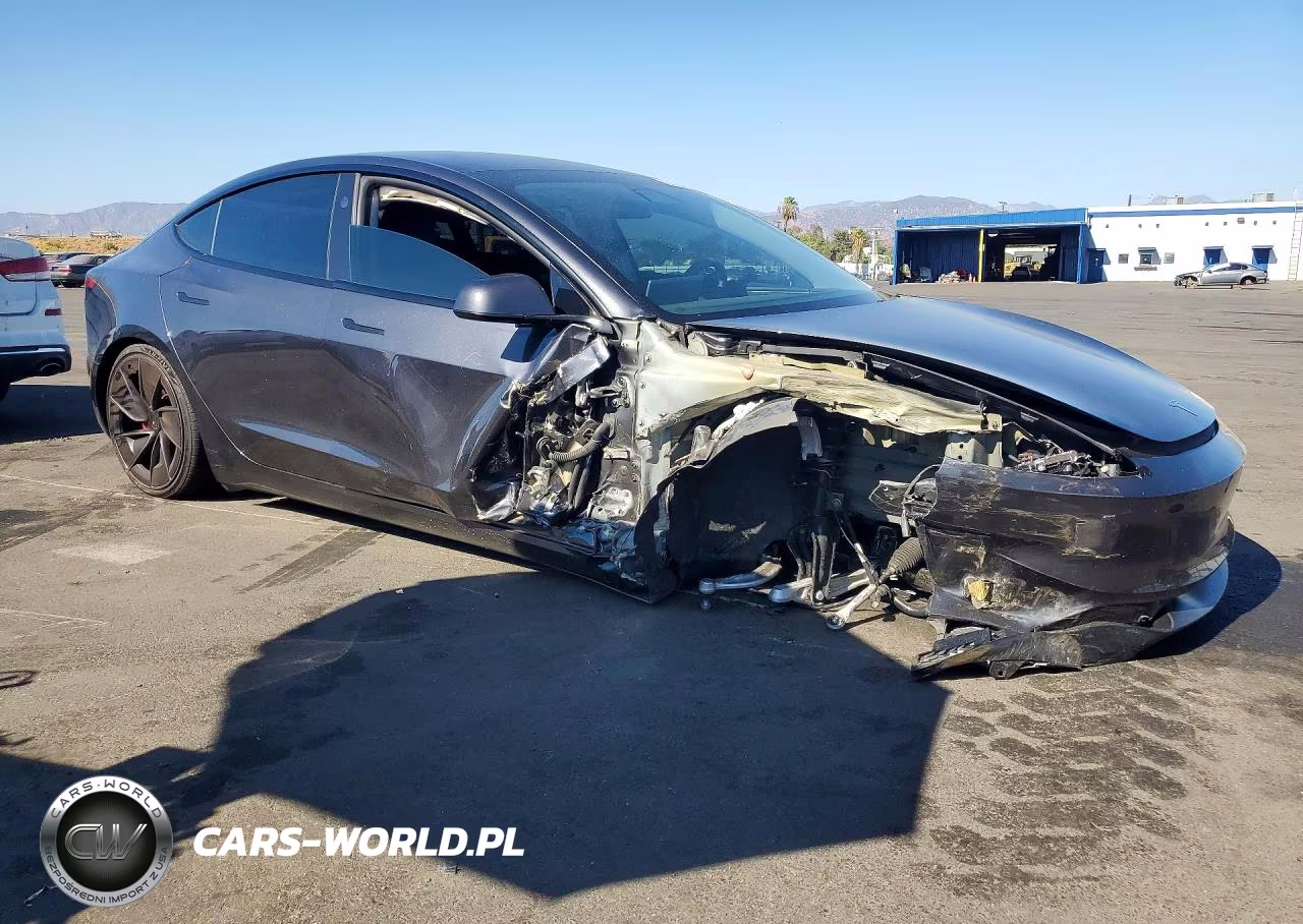 2024 Tesla Model 3 VIN:5YJ3E1ET0RF835506 - 4