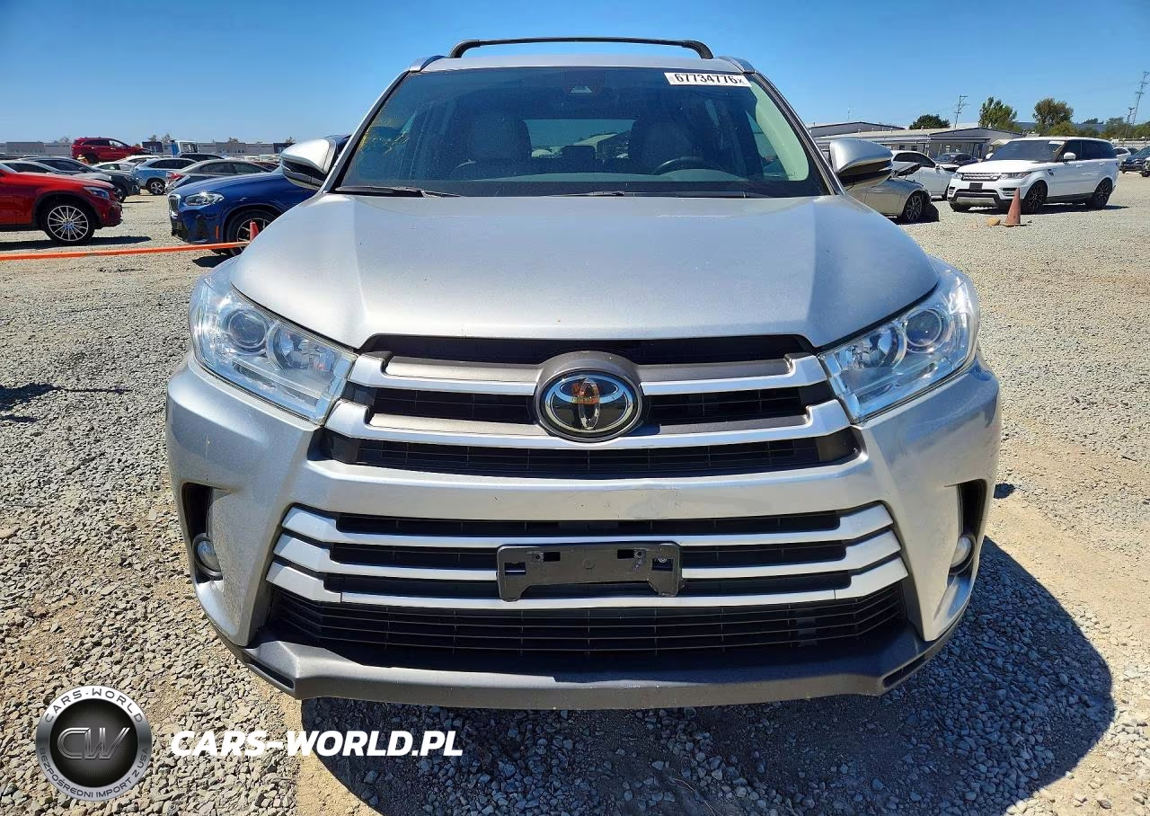 2017 Toyota Highlander Xle VIN:5TDKZRFH4HS511624 - 5