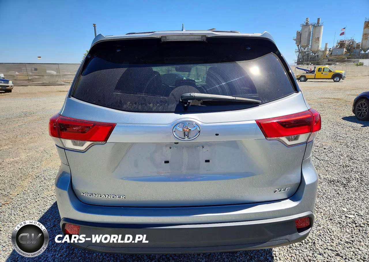 2017 Toyota Highlander Xle VIN:5TDKZRFH4HS511624 - 6