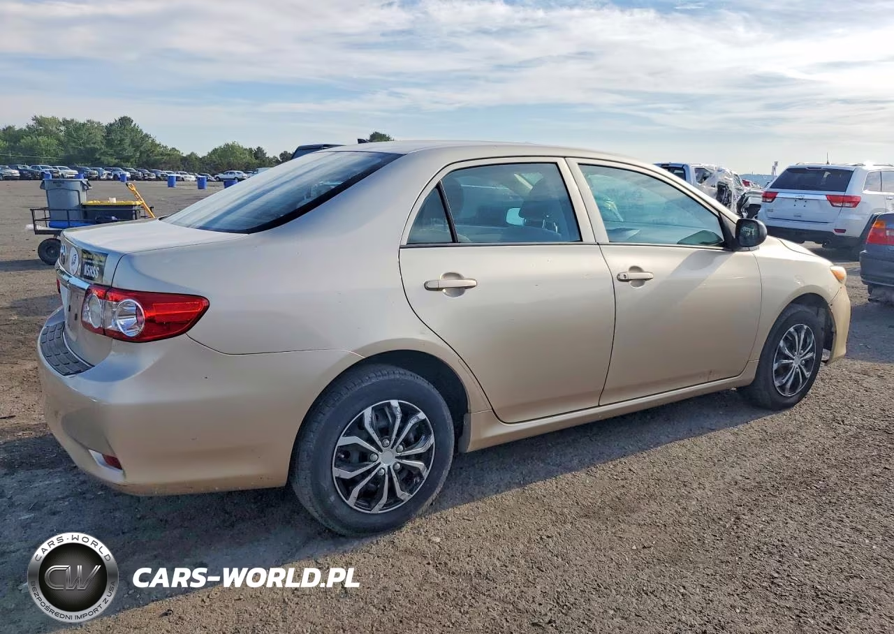 2011 Toyota Corolla Base VIN:2T1BU4EE5BC648130 - 3