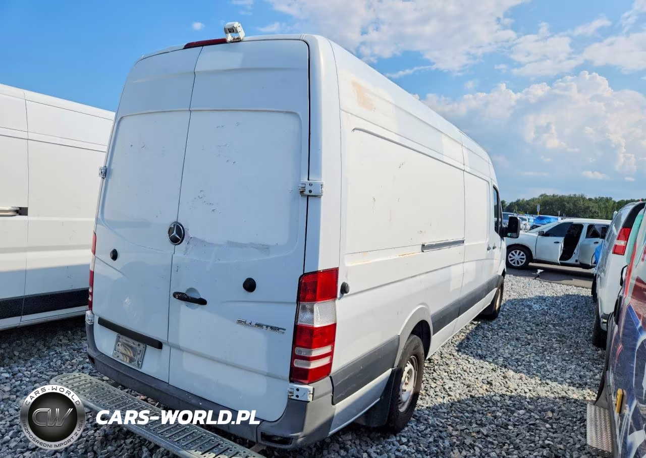 2015 Mercedes-Benz Sprinter 2500 VIN:WD3PE8DB0FP135600 - 3