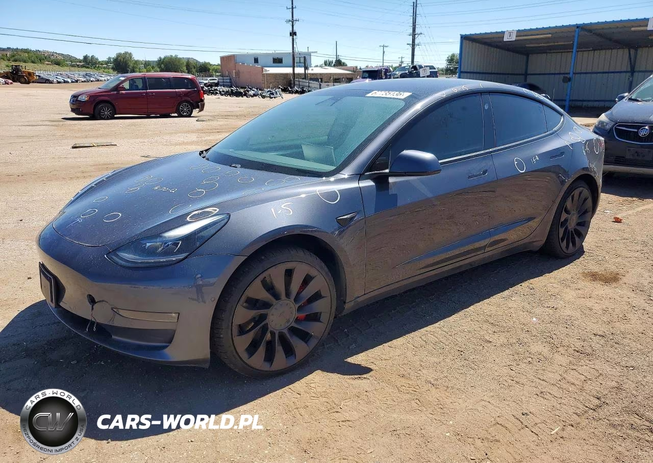 2021 Tesla Model 3 – zdjęcie 1 z 12