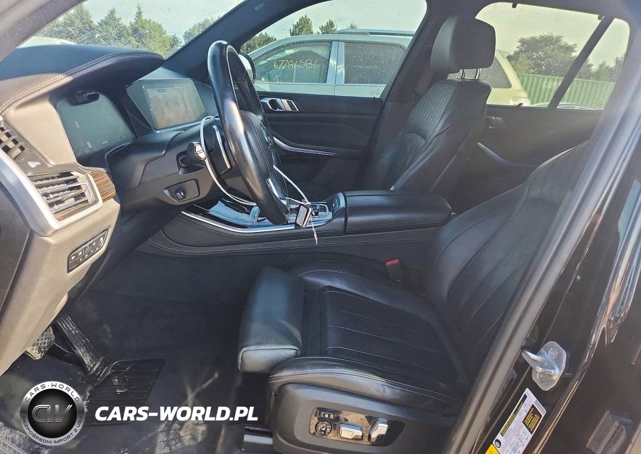 2020 BMW X5 xDrive50I VIN:5UXJU2C05LLN68021 - 7