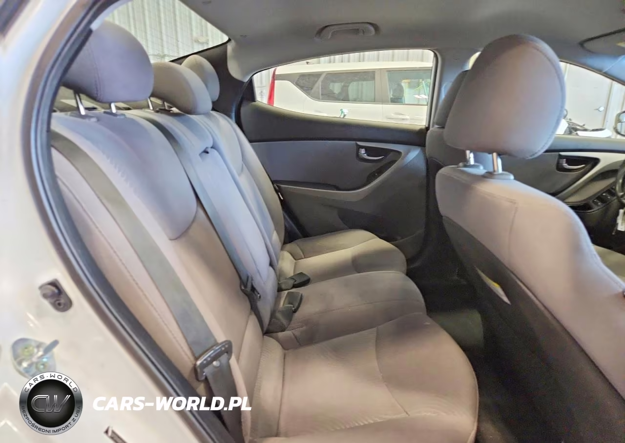 2016 Hyundai Elantra Se VIN:5NPDH4AE6GH679815 - 10