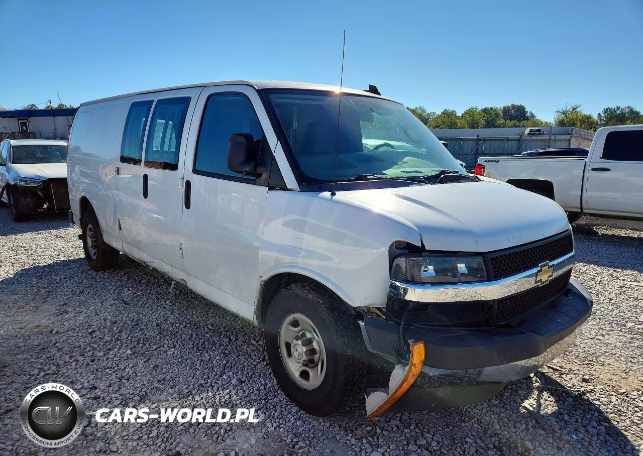 2018 Chevrolet Express G3500 VIN:1GCZGHFG1J1312667 - 4