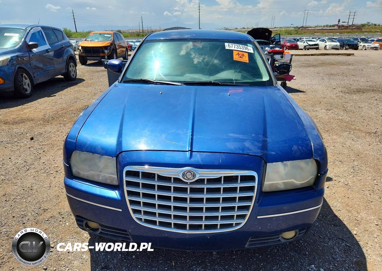 2009 Chrysler 300 Touring VIN:2C3KA53V69H621721 - 5