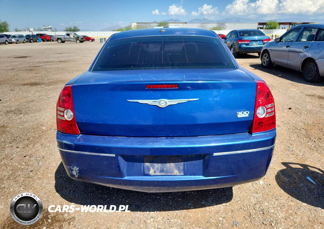 2009 Chrysler 300 Touring VIN:2C3KA53V69H621721 - 6