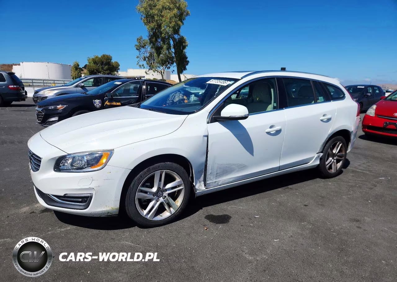 2015 Volvo V60 Platinum