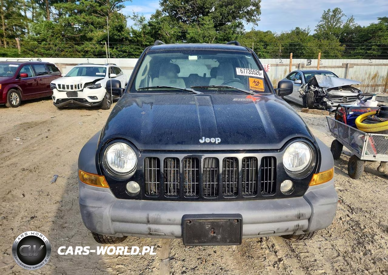 2005 Jeep Liberty Sport VIN:1J4GL48K35W626210 - 5