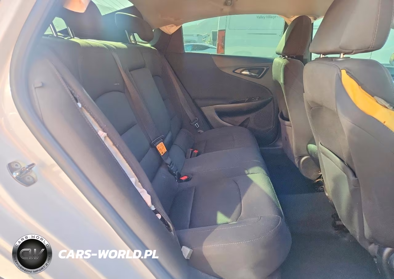 2017 Chevrolet Malibu Ls VIN:1G1ZB5ST6HF239396 - 10