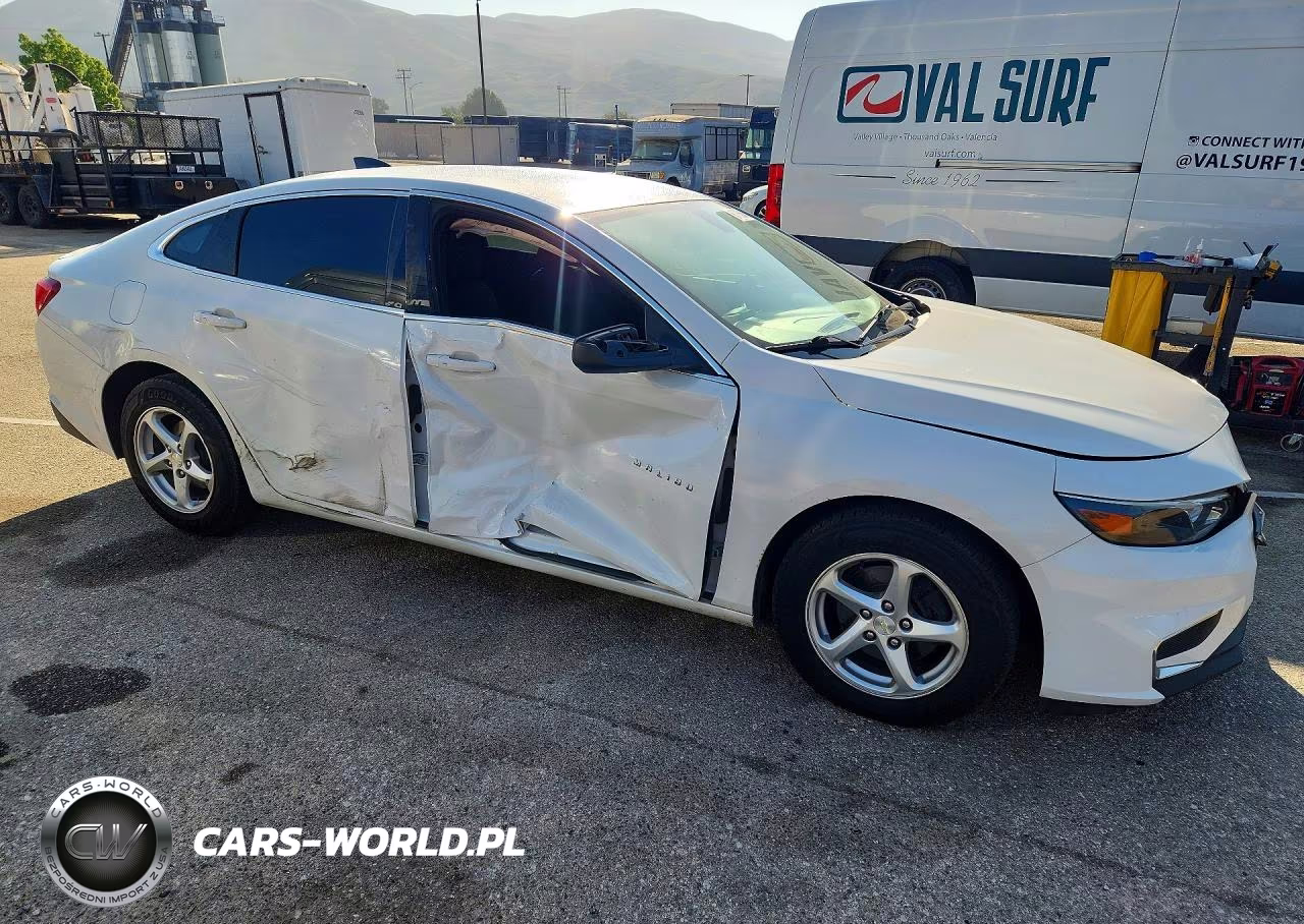 2017 Chevrolet Malibu Ls VIN:1G1ZB5ST6HF239396 - 4