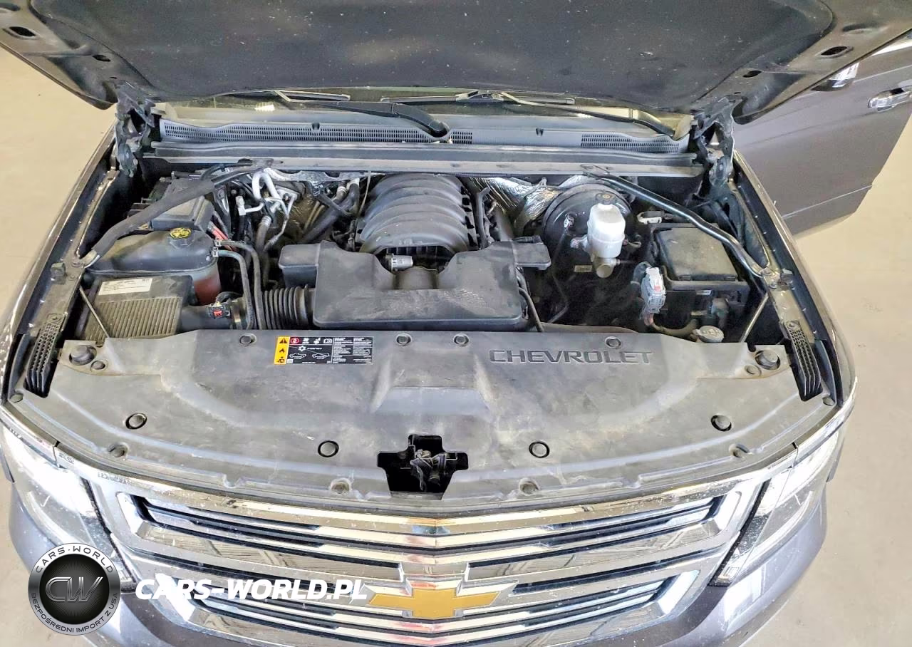 2017 Chevrolet Suburban K1500 Premier VIN:1GNSKJKC0HR255746 - 12