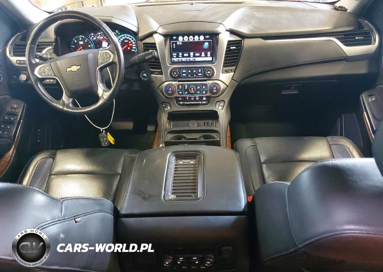 2017 Chevrolet Suburban K1500 Premier VIN:1GNSKJKC0HR255746 - 8