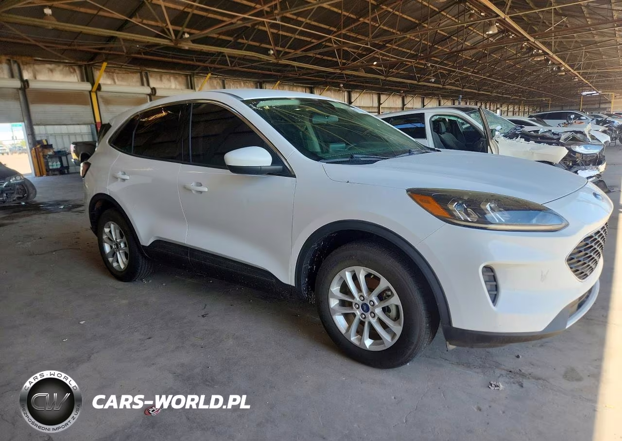 2020 Ford Escape Se VIN:1FMCU9G67LUB16336 - 4