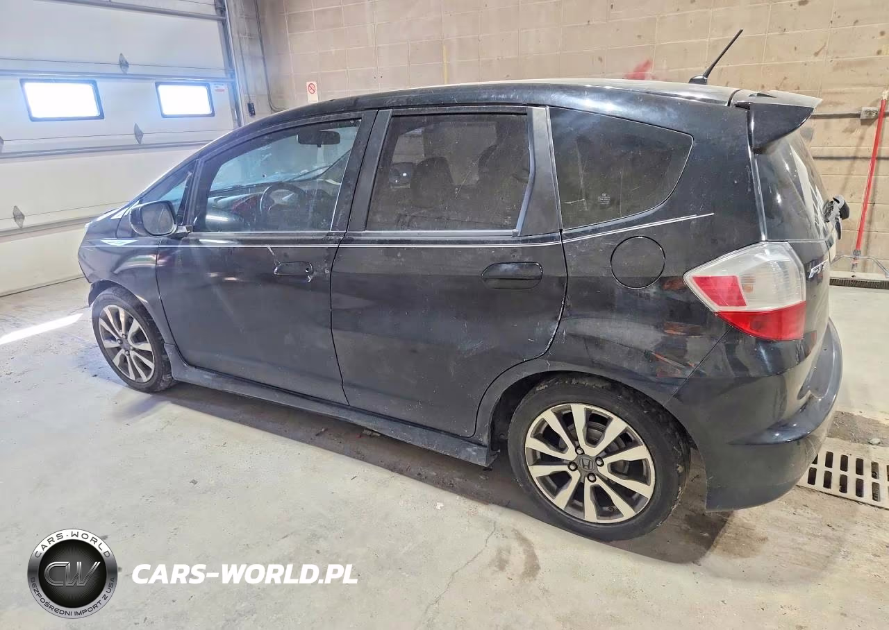2012 Honda Fit Sport VIN:JHMGE8H53CC040430 - 2