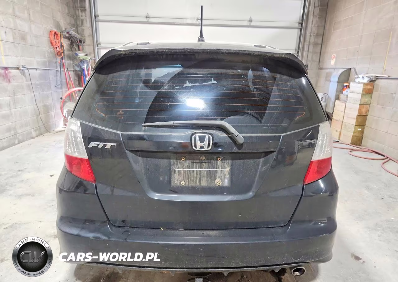 2012 Honda Fit Sport VIN:JHMGE8H53CC040430 - 6