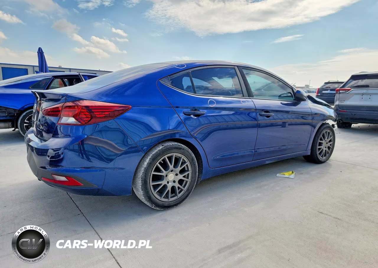 2019 Hyundai Elantra Se VIN:5NPD74LF6KH419870 - 3