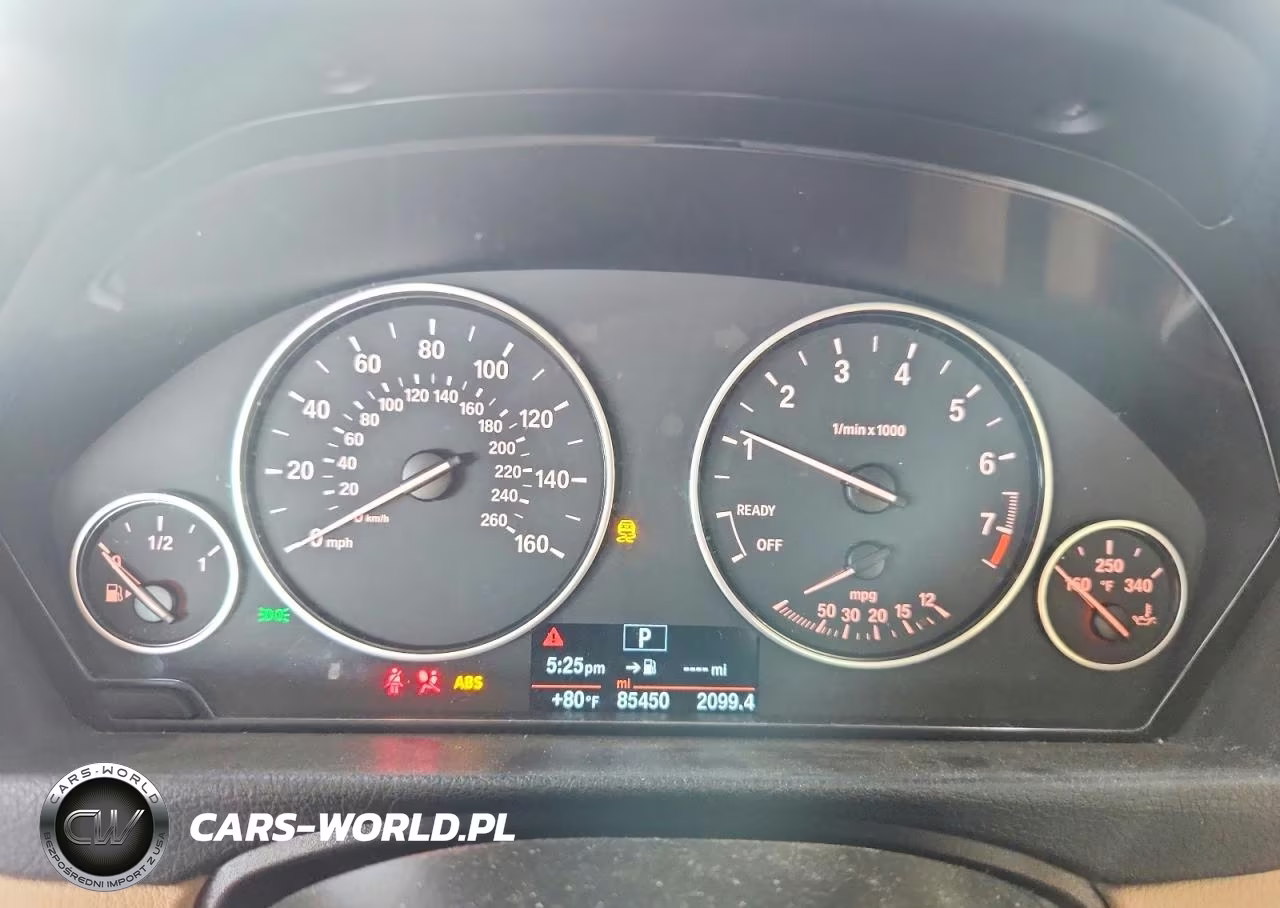 2018 BMW 320 I VIN:WBA8E1G57JNU91714 - 9