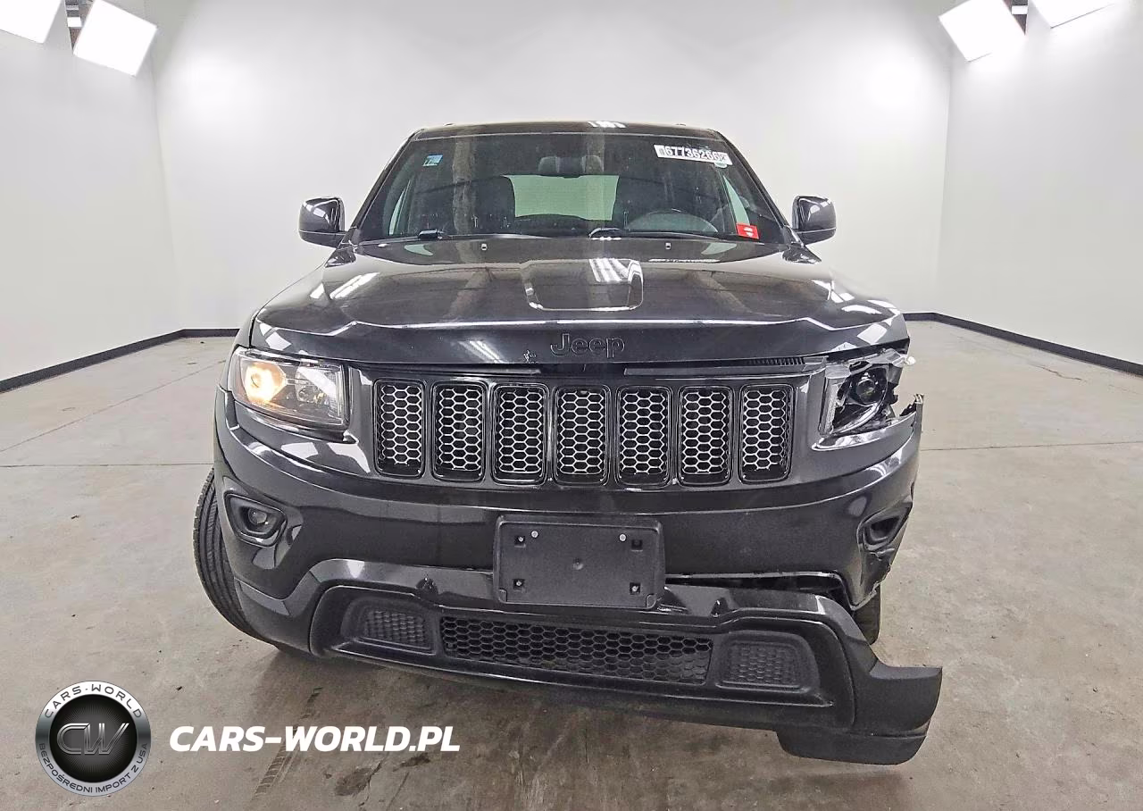 2014 Jeep Grand Cherokee Laredo VIN:1C4RJFAG5EC479427 - 5