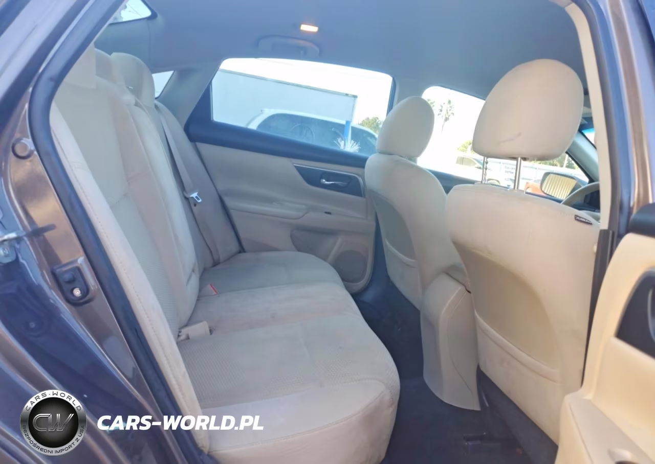 2015 Nissan Altima 2.5 S VIN:1N4AL3AP3FN904113 - 10