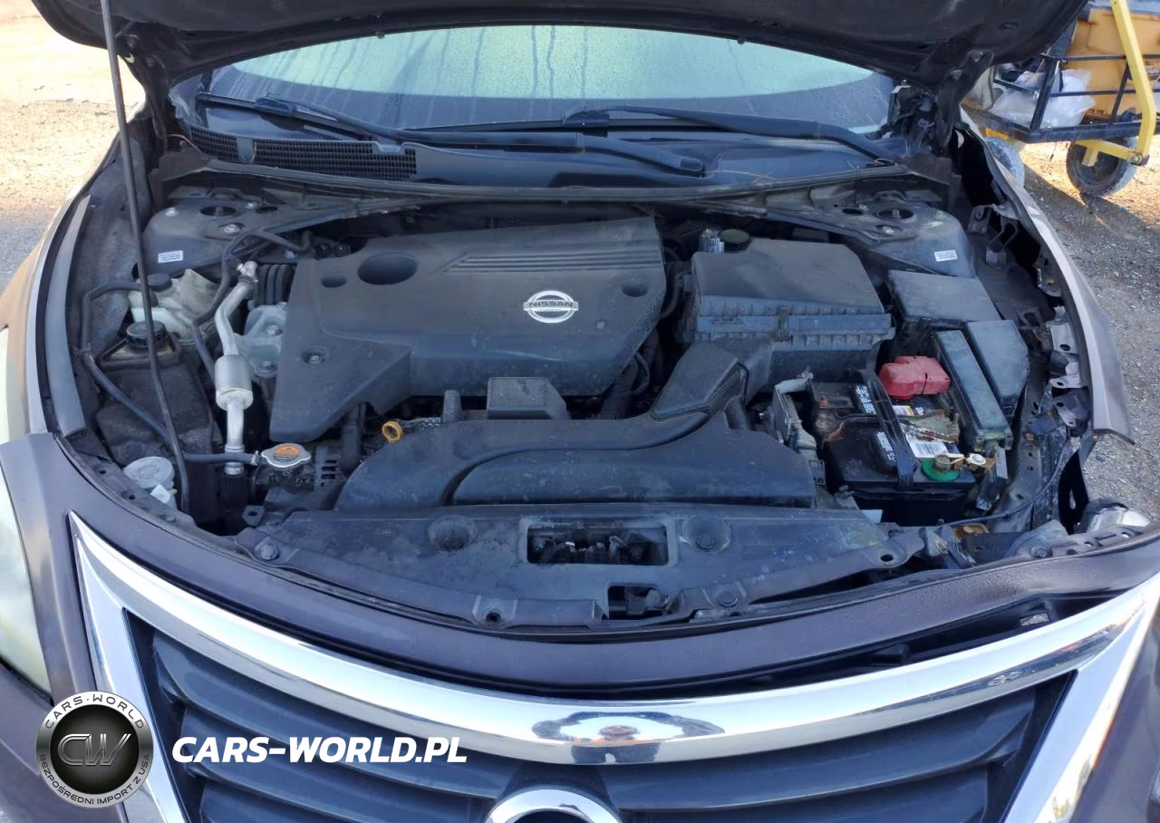 2015 Nissan Altima 2.5 S VIN:1N4AL3AP3FN904113 - 11