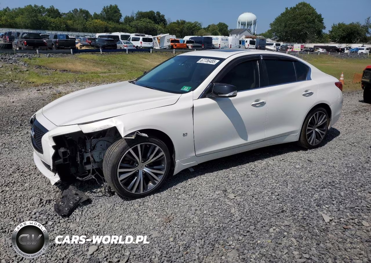 2015 Infiniti Q50 Base