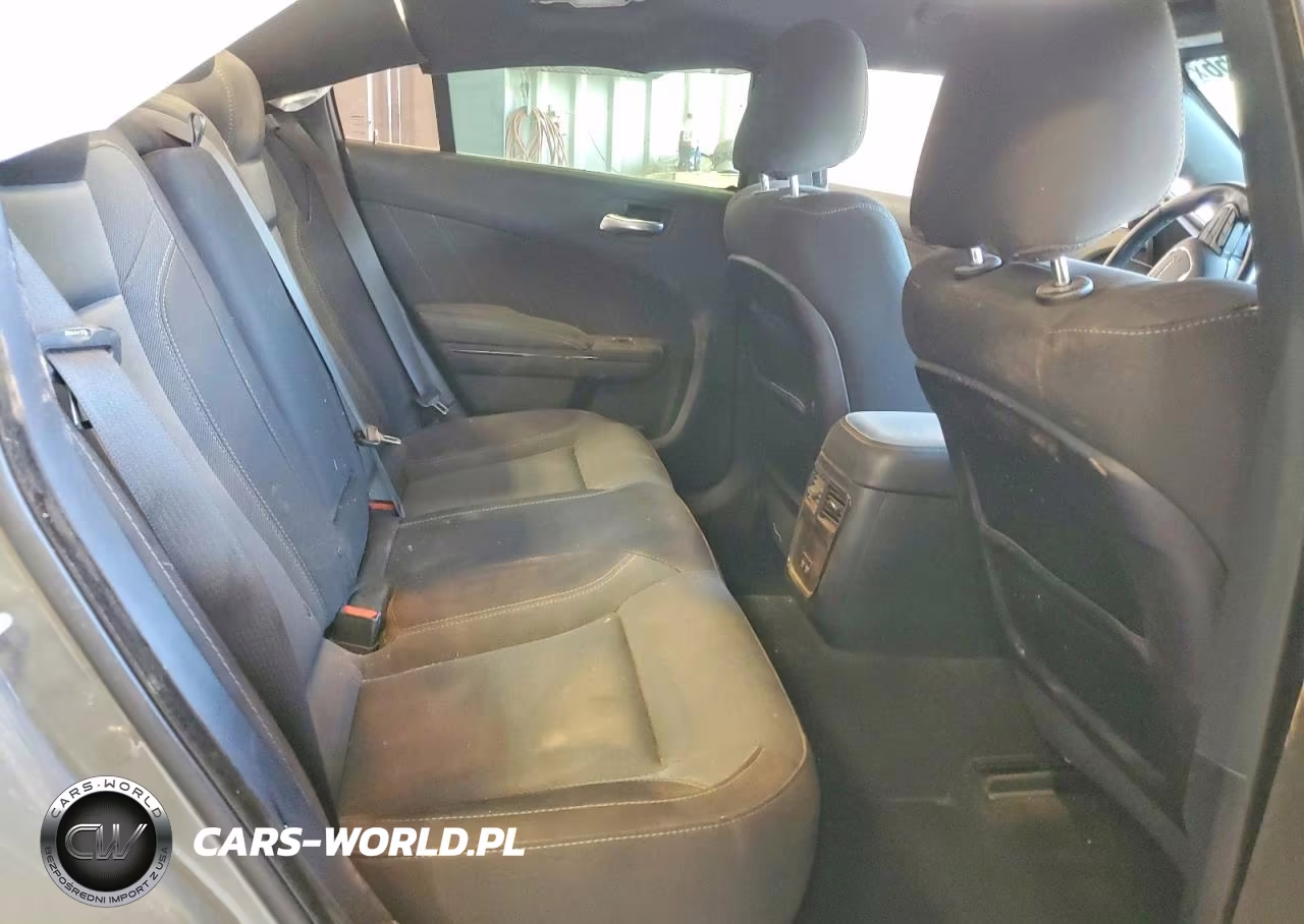 2019 Dodge Charger Sxt VIN:2C3CDXBG1KH675671 - 10