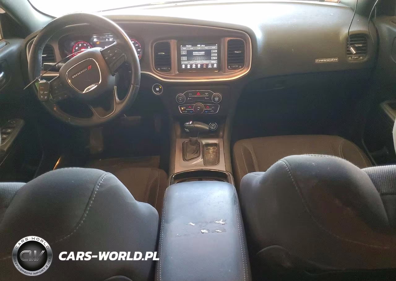2019 Dodge Charger Sxt VIN:2C3CDXBG1KH675671 - 8