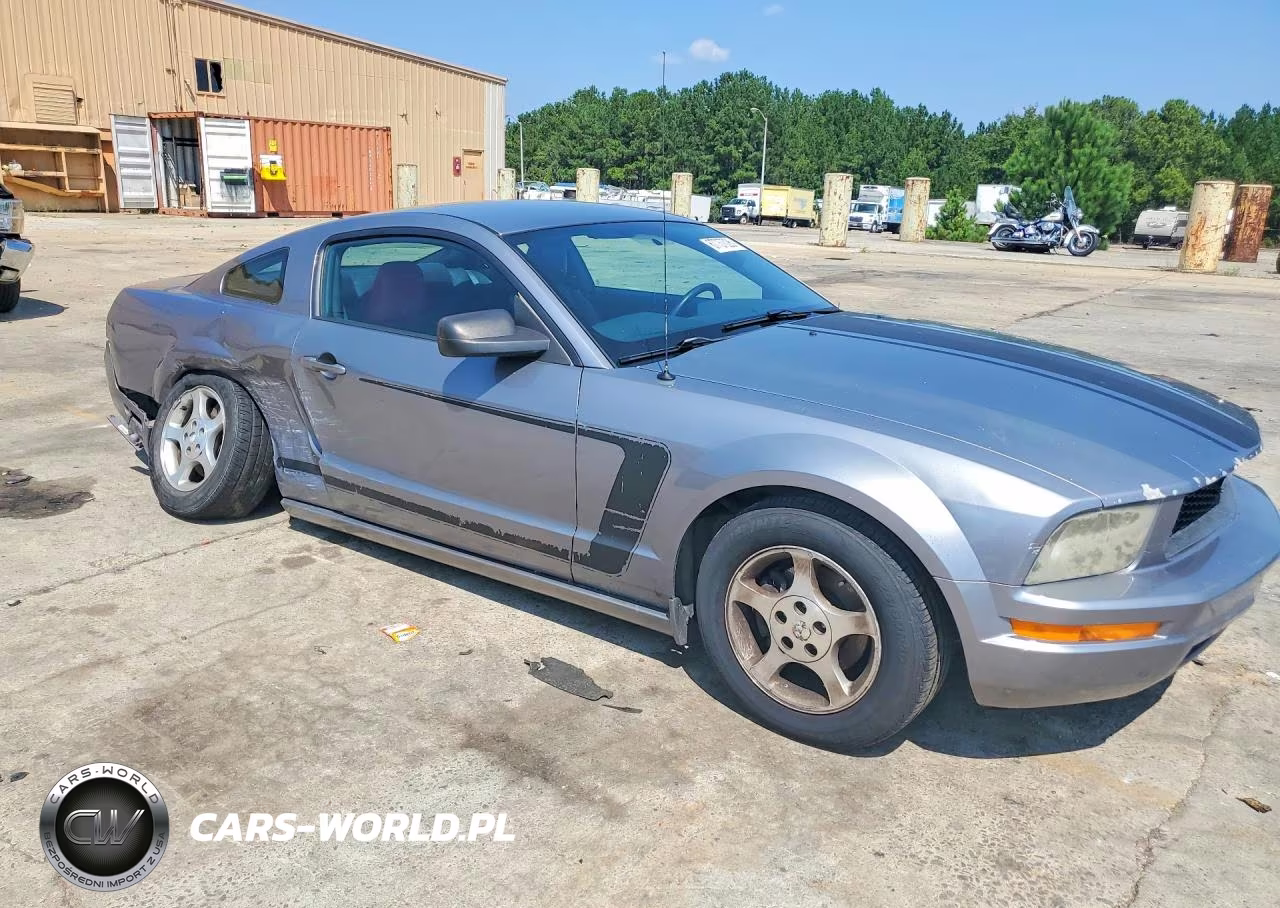 2007 Ford Mustang VIN:1ZVHT80N775282913 - 4