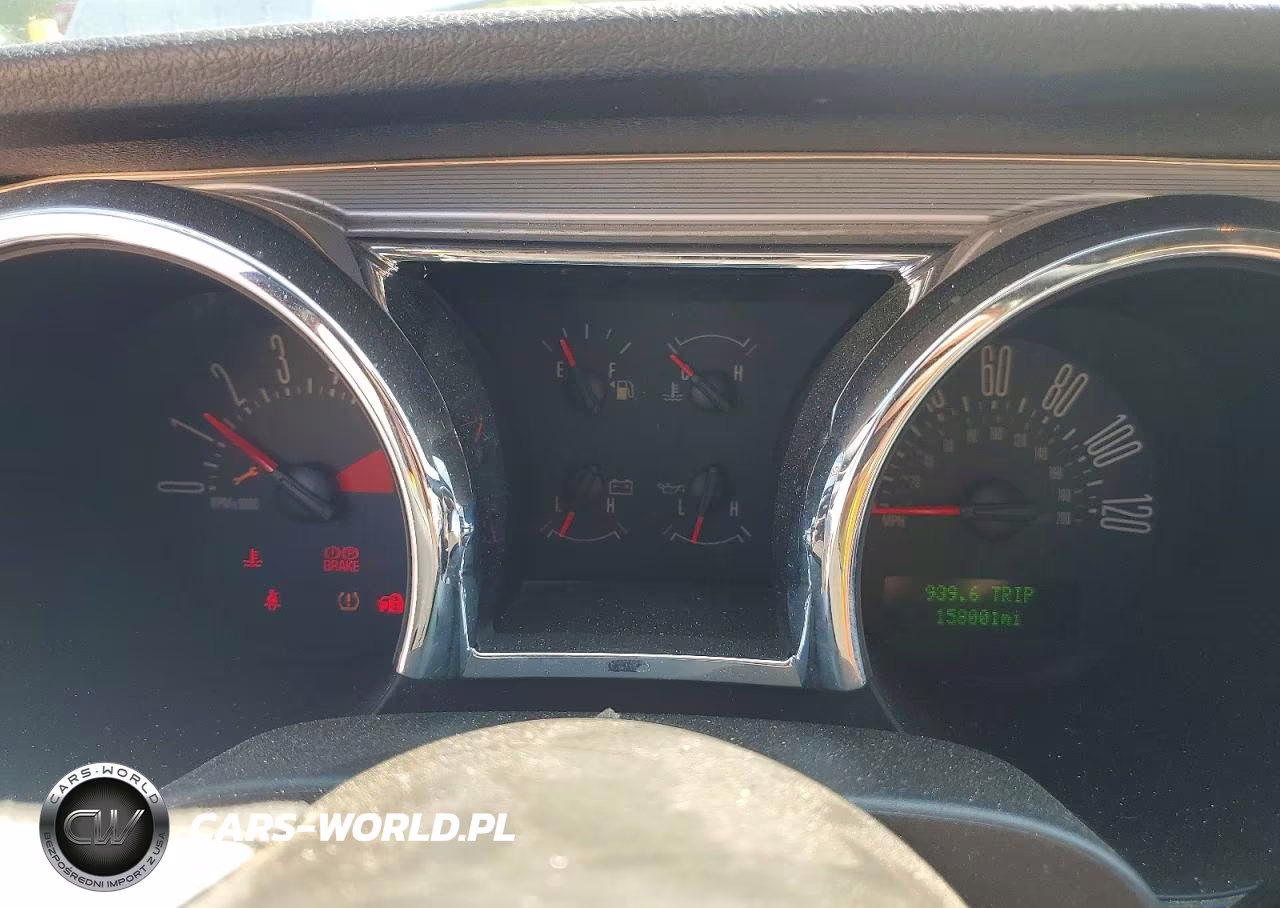 2007 Ford Mustang VIN:1ZVHT80N775282913 - 9