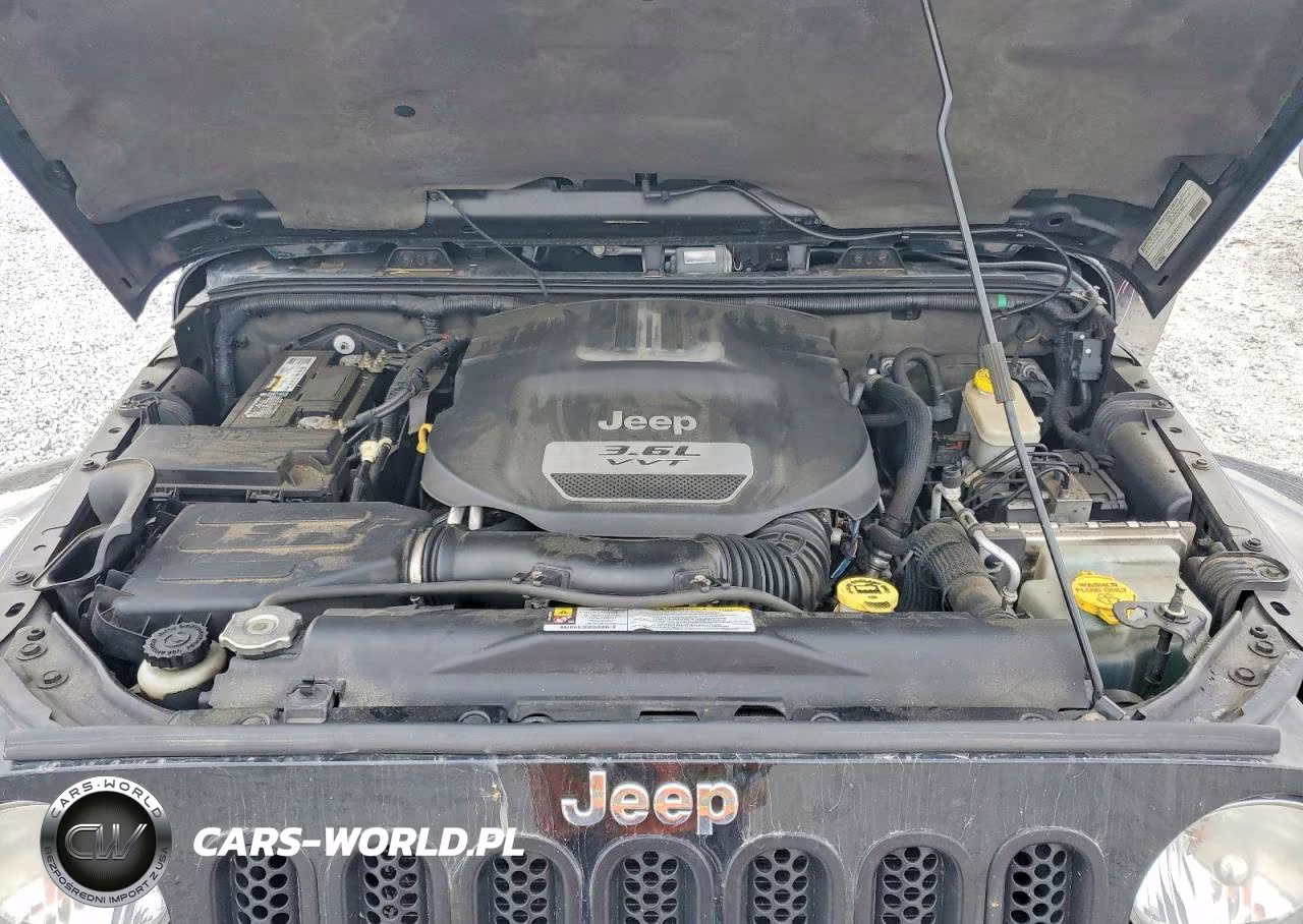 2012 Jeep Wrangler Unlimited Sahara VIN:1C4HJWEG8CL104473 - 11